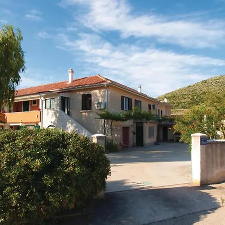 Bilice I Apartment Sibenik