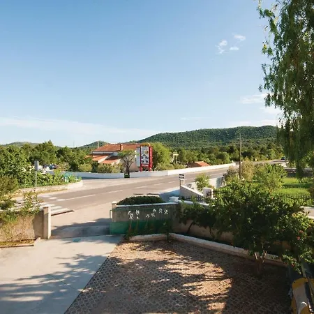 Apartment Bilice I Sibenik
