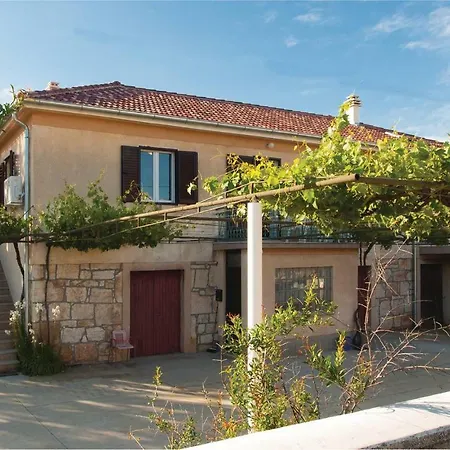 Bilice I Apartment